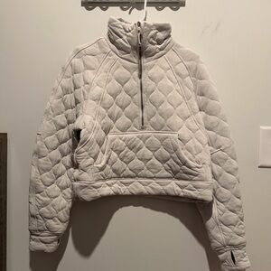 Lulelemon Quilted Scuba Hoodie. Tan/Cream. Size XS/S. EUC.